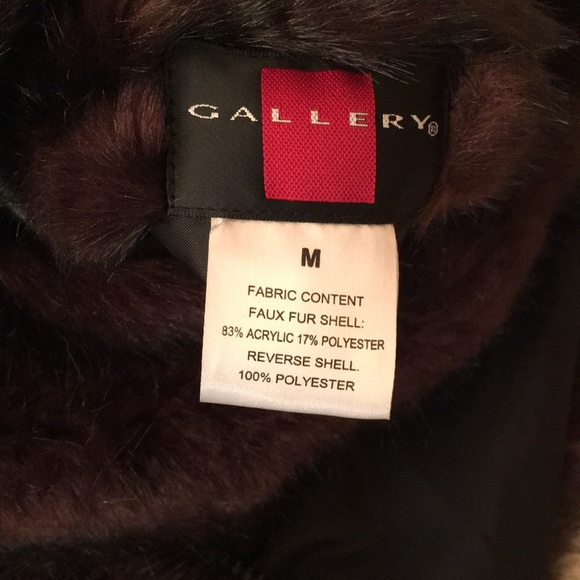 Reversible Faux Fur Vest - Picture 9 of 12